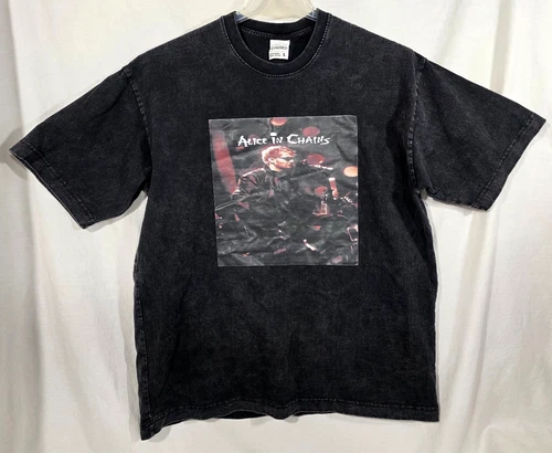 Vintage Alice in Chains Band T Shirt Graphic Print Tee Unplu Vintage vintage concert t-shirt, vintage, single stitch, B+ condition