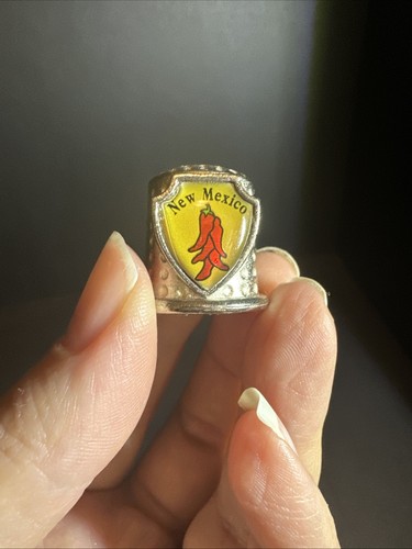 Vintage Metal Souvenir Thimble; New Mexico; Red Peppers