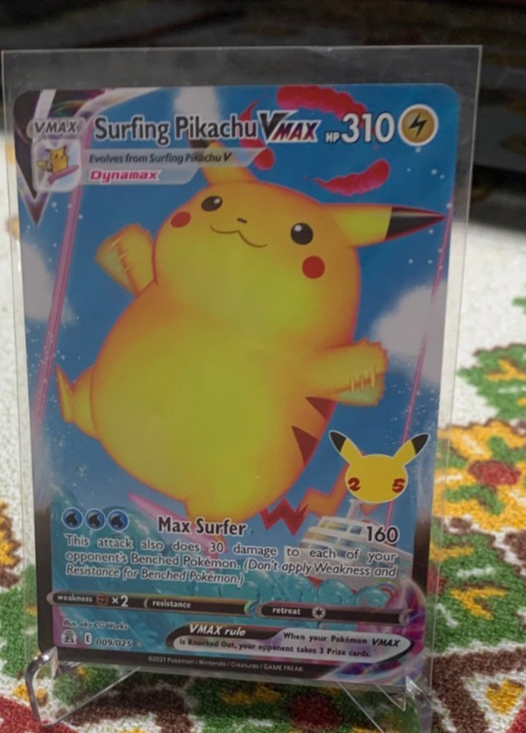 Surfing Pikachu VMAX | 009/025 | NEAR MINT | Celebrations | Pokemon Card