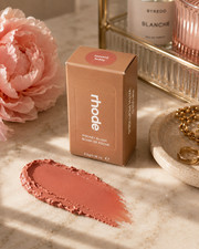 Rhode pocket blush 