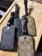 COACH TRAVEL LUGGAGE TAGS NEW 2 COLORS 4 IN TOTAL