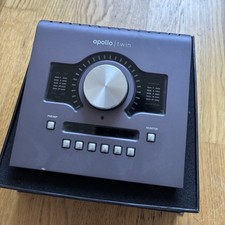 Interface UA Apollo Twin Quad Core Thunderbolt (+Plugins wie AutoTune)