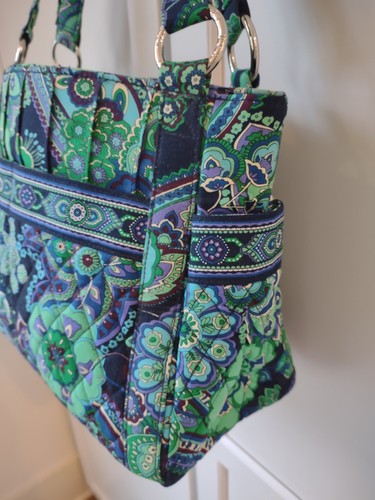 Vera Bradley Stephanie Blue Rhapsody Paisley Medium Shoulder Bag Pockets !! - Picture 14 of 24