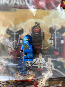 LEGO NINJAGO: Skeleton Bowling (2519)