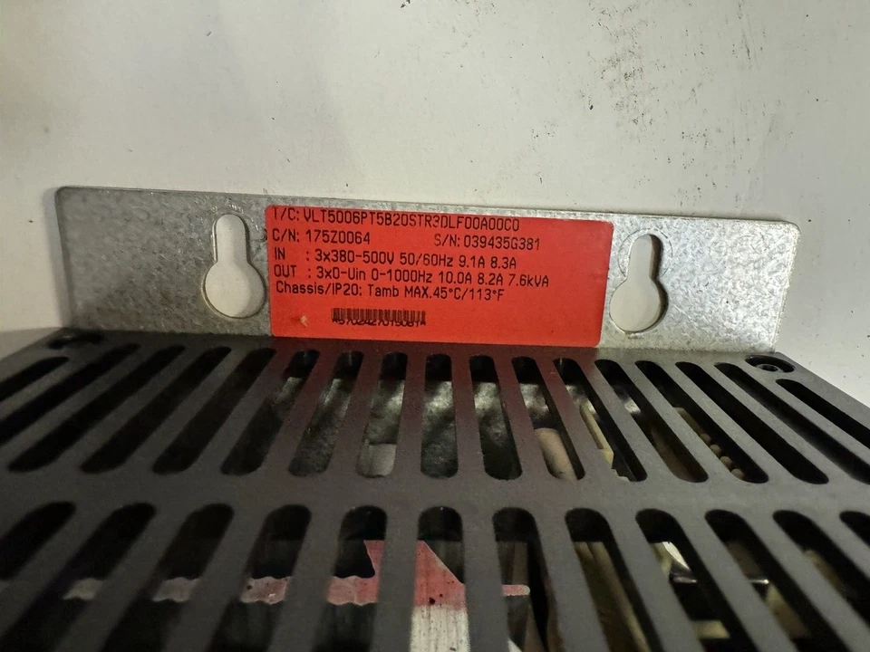 Danfoss VLT5006PT5B20STR3DLF00A00C0 175Z0064 7,6kVA Umrichter + Panel -used- - Bild 3 von 4