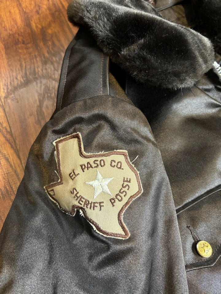 Chaqueta de Colección 1986 El Paso Co Sheriff Posse Marrón Azul Piel Tufnyl Cremallera Completa Foto 4 de 4