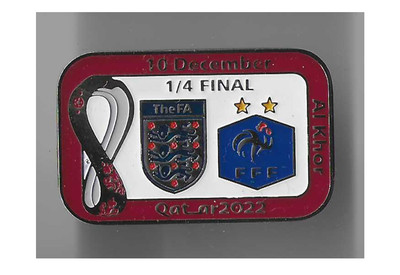 Lot De 16 Pin's Football Vintage – Angleterre – Insignes Collection