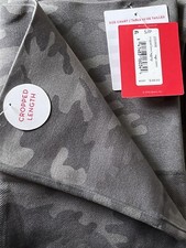NWT Spanx LAMN Seamless Leggings Sage Camo Small