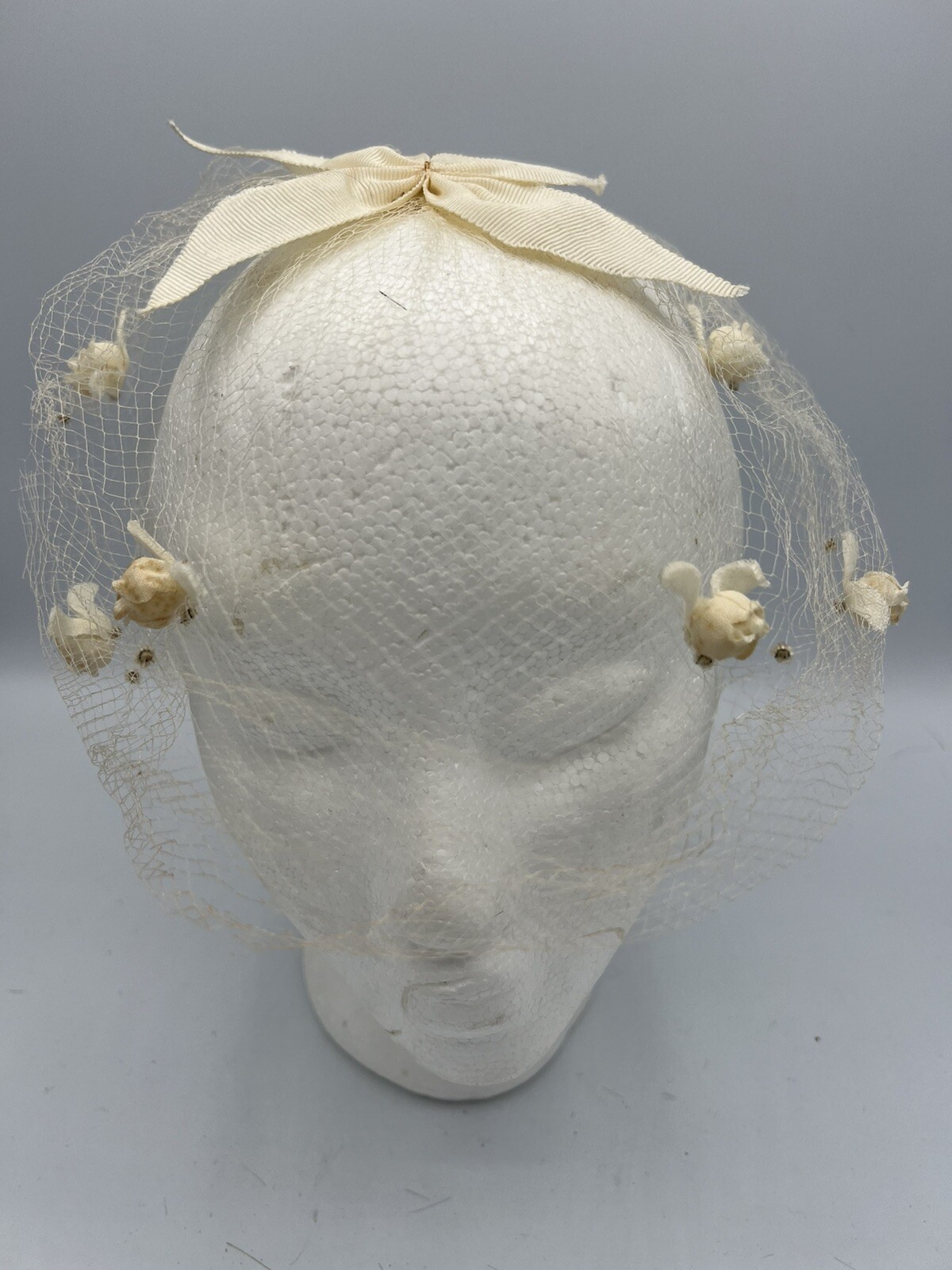 WEDDING BIRDCAGE VEIL FASCINATOR Bow With Small Flowers IVORY WHITE