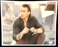 JEAN-CLAUDE VAN DAMME SIGNED GLOSSY 8X10 PHOTO STEINER COA. BLOODSPORT