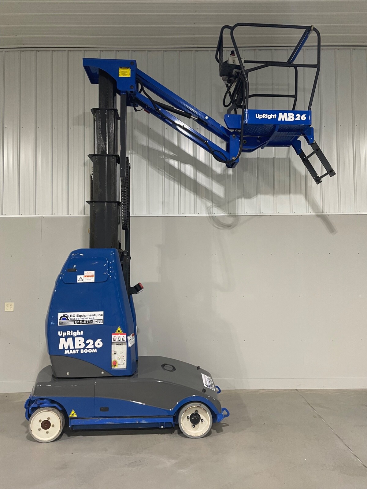 UpRight MB26 Vertical Mast Lift eBay