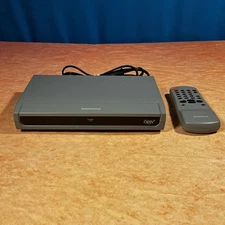MAGNAVOX TB100MG9 Digital to Analog Converter Box w/ Remote Tested