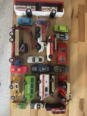 Sammlung Fahrzeuge Siku Matchbox Hotwheels Maisto Burago