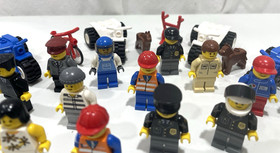 LEGO 9247 Community Workers 100% Complete w/Extra Items, no box - 9247-2 - 2006