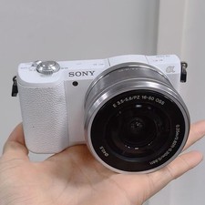 Sony Alpha a5100 24.3MP White Mirrorless Digital Camera w/16-50mm Lens 95 New