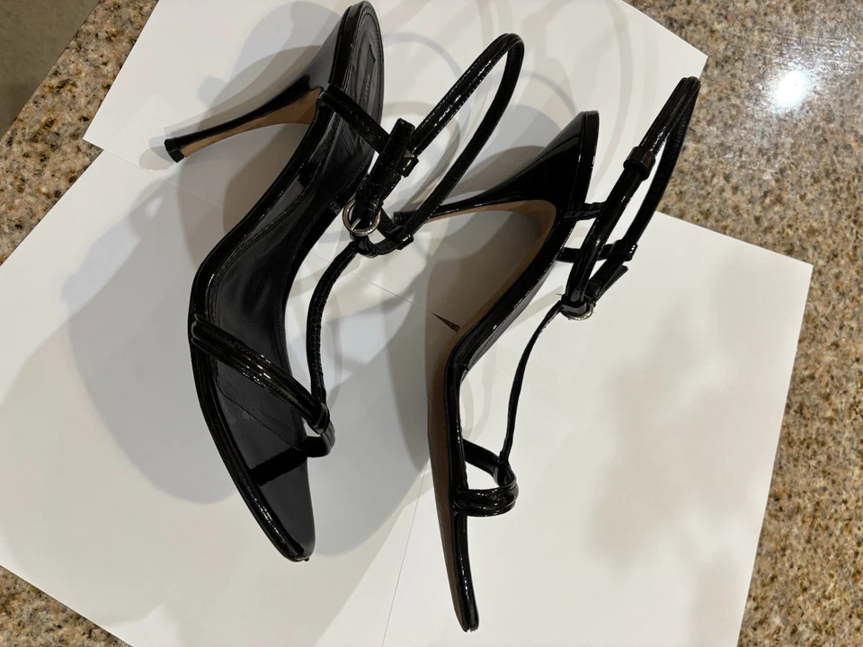 Sandalias Bally de tacón alto charol con correa en T, hechas en Italia, talla 10 1/2 EU41 Foto 3 de 4