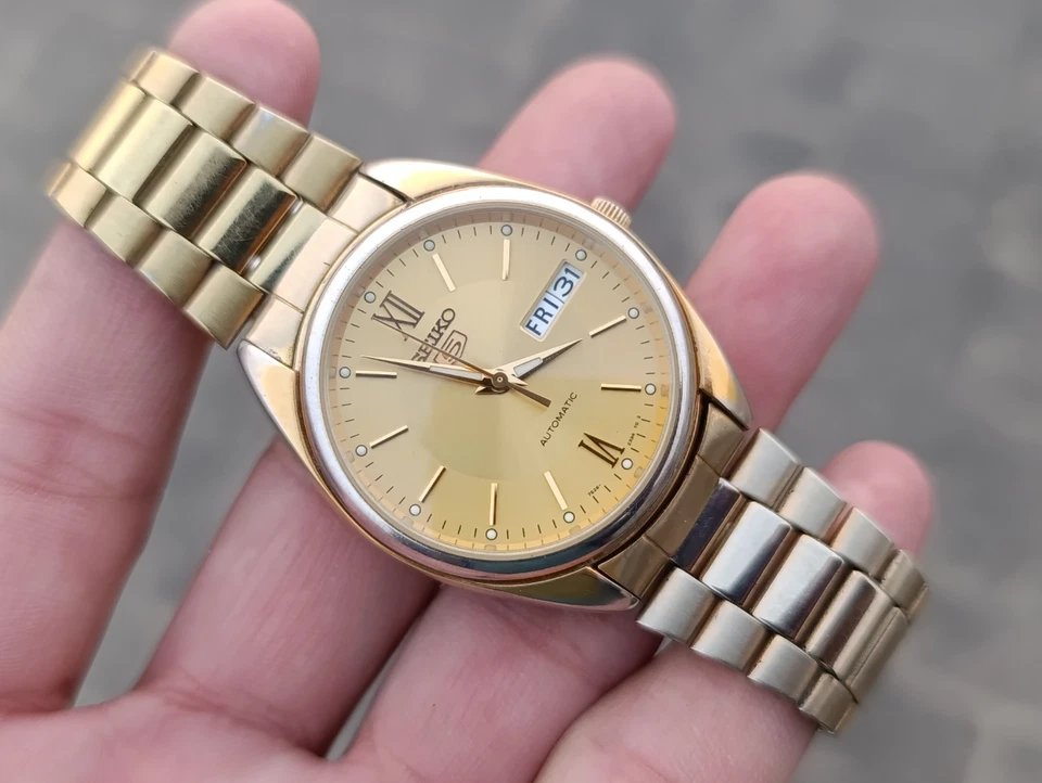 Lote de 4 relojes de pulsera japoneses vintage Seiko 5 automáticos día-fecha SS para hombre [Org] Foto 3 de 4
