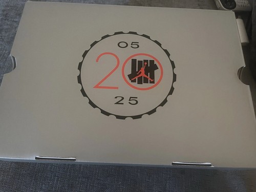 AIR JORDAN RETRO 4 UNDEFEATED RARE AIR SZ .11