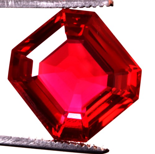 34,30 Cts. Piedra preciosa natural certificada con forma de esmeralda de rubí rojo de Mozambique - Imagen 2 de 4