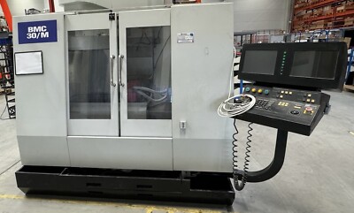 Hurco BMC 30/M CNC-Bearbeitungszentrum 