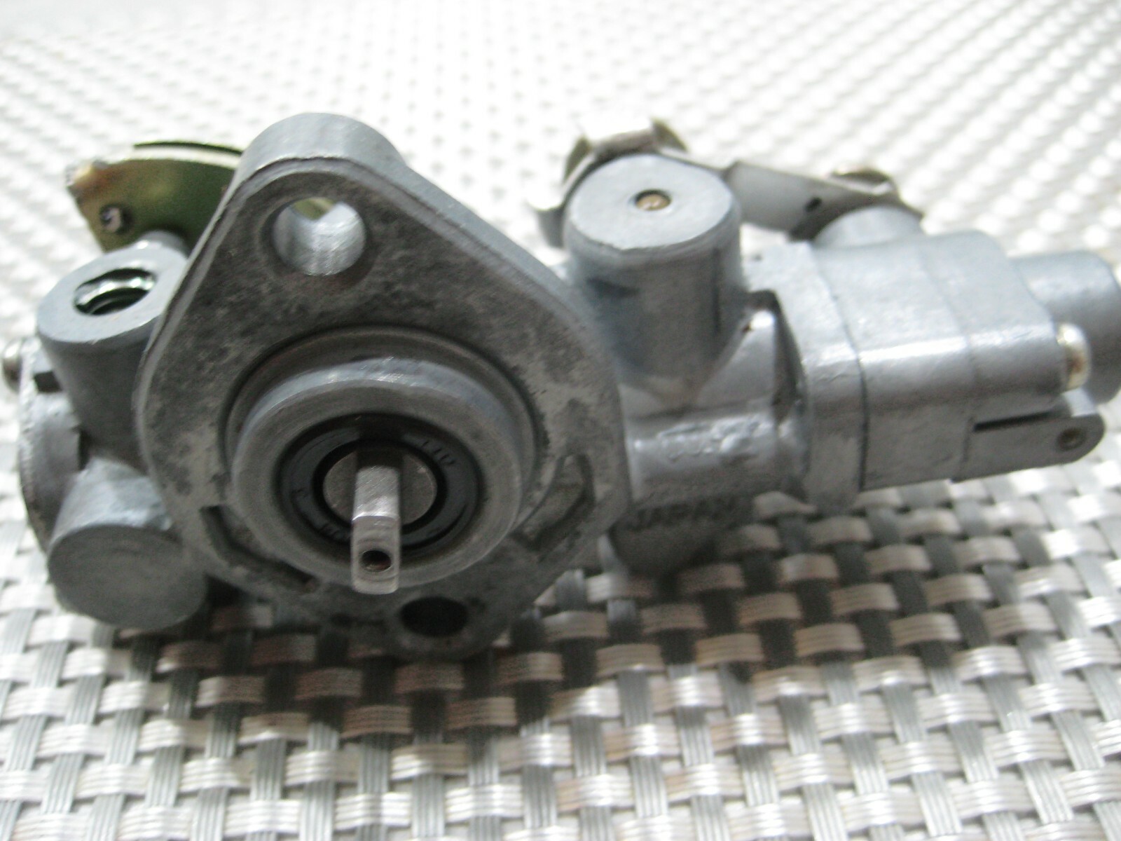 Kawasaki KH250 KH 250 S1A S1B S1C Two Stroke Oil Pump Complete 16082
