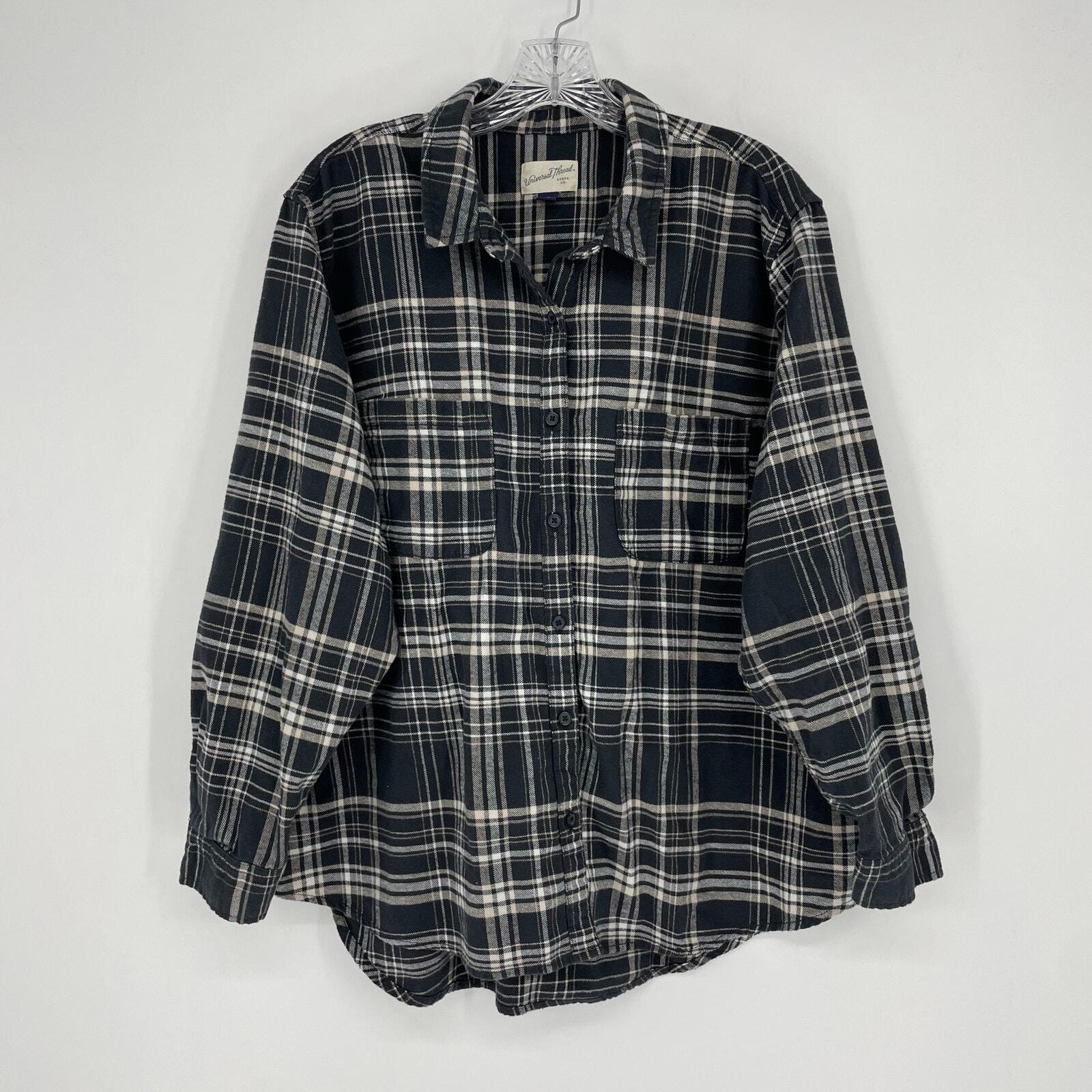 Universal Thread Long Sleeve Button-Up Plaid Top … - image 5