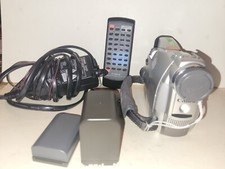 Canon ZR70-MC Mini DV Digital Video Camcorder w/ Charger, Extra Battery  Remote