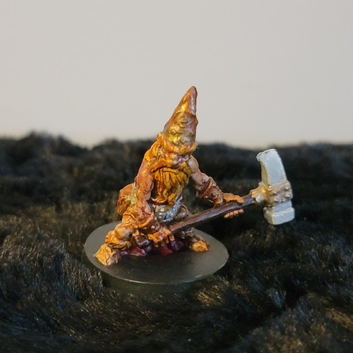 Dwarf Fighter Barbarian PC Miniature Painted DnD Mini Dungeons and Dragons D&D - Afbeelding 1 van 5
