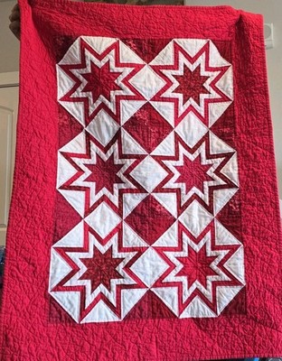 Handmade Red & White Star Quilt Throw Lap Blanket Reversible Floral Back