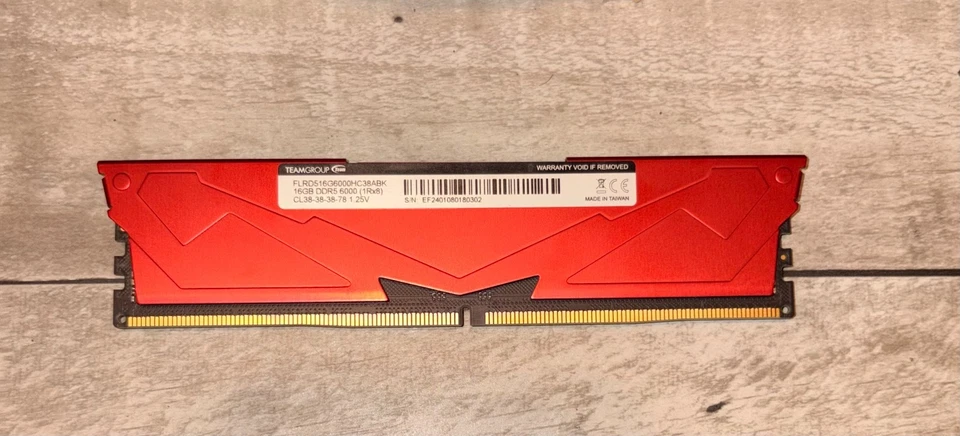 TeamGroup DDR5 6000 / X1 16GB / CL38 Foto 2 de 2