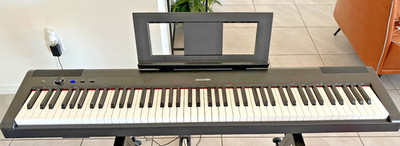 AODSK Weighted Piano 88-Key Full size Digital Piano, w/Sustain Pedal &headphones