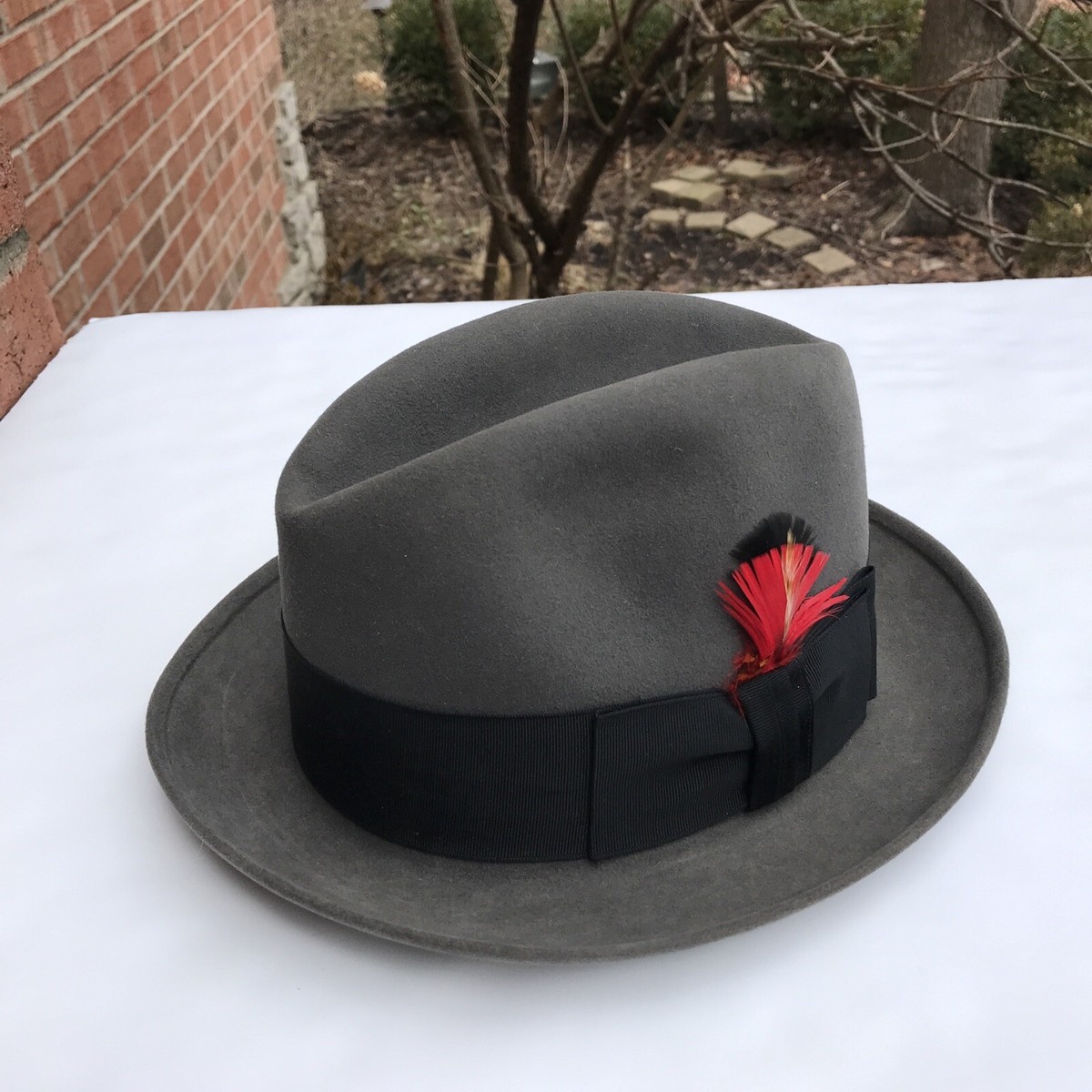 Vintage DOBBS Fifth Avenue New York Gray Felt Fedora SIZE 6 5/8