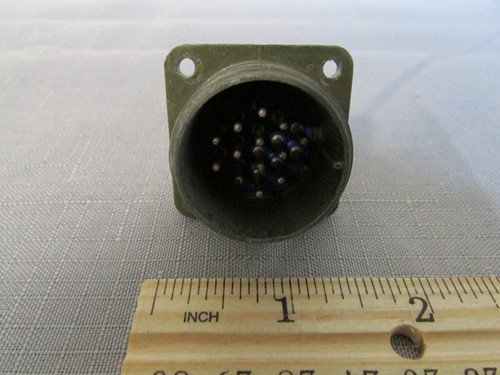 Amphenol 14-Pin Panel Mount Circular Connector Male - Picture 2 of 2