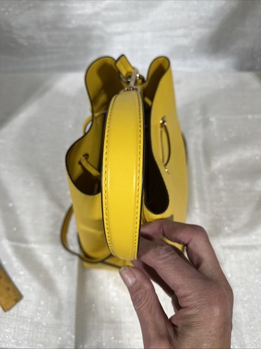 Michael Kors, Yellow Purse - Picture 8 of 11