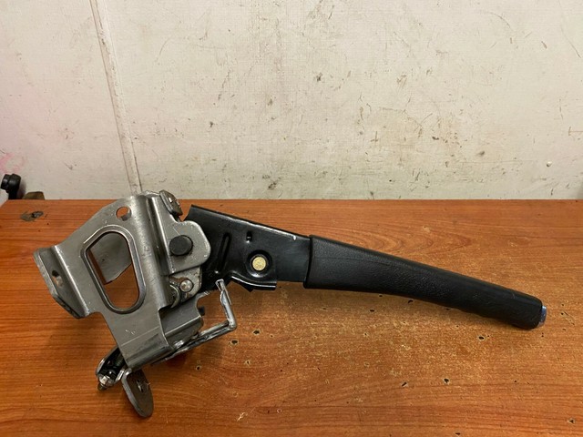 Handbrake on пежо 307
