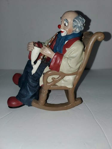 Gilde Clowns Comedy collection PIPE SMOKING IN ROCKER 6 1/2" tall logo clean - Picture 2 of 5