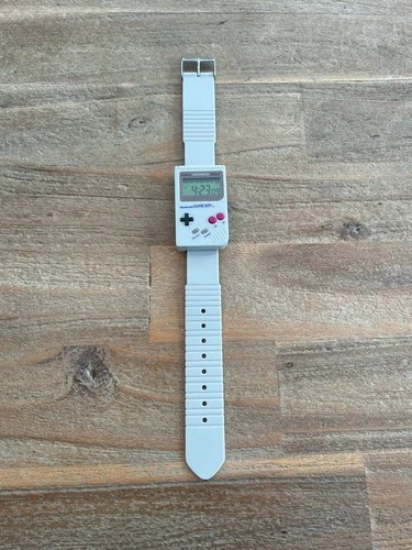 Nintendo Game Boy Wristwatch Paladone 2018 Digital Display Retro Watch 30mm