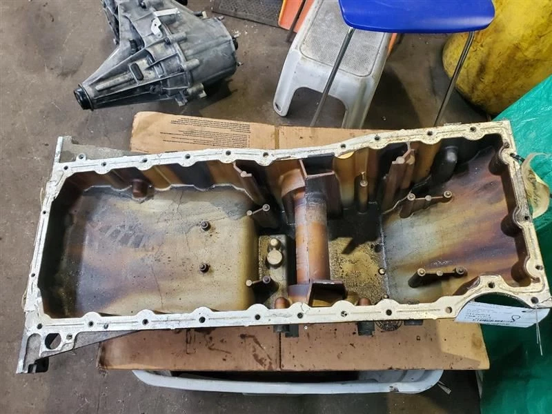 Cacerola de aceite 4,2 L compatible con 03-09 ENVOY 572392 Foto 2 de 2