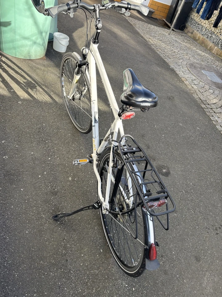 Zwei Touren, Fahrräder Damen u. Herren  - Bild 3 von 4