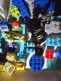 LEGO 10842 - DUPLO: Super Heroes: Batman - Batcave Challenge - 2017 - NO BOX