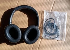Audio-Technica Over-Ear High-Resolution Headphones ATH-SR50 Ear Phones Tested 
