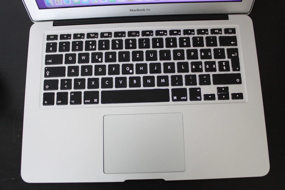 Apple Macbook Air 13" Modell Nr. 7,2 - Bild 4 von 4