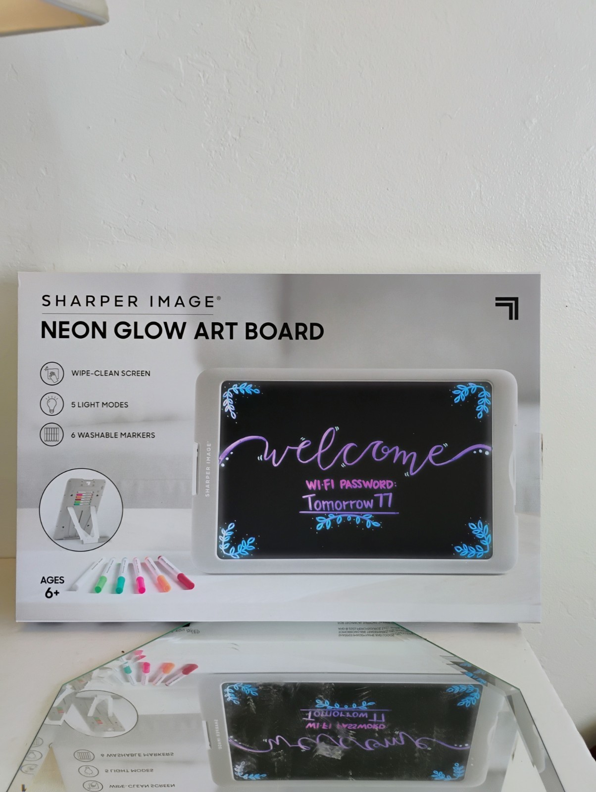 Sharper Image Neon Glow Art Board (6 markers Included)
