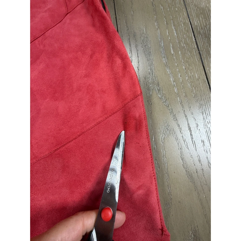 Saia Midi Feminina Elie Tahari Camurça Patchwork 4 Bainha Assimétrica Vermelha Coral - Imagem 2 de 4