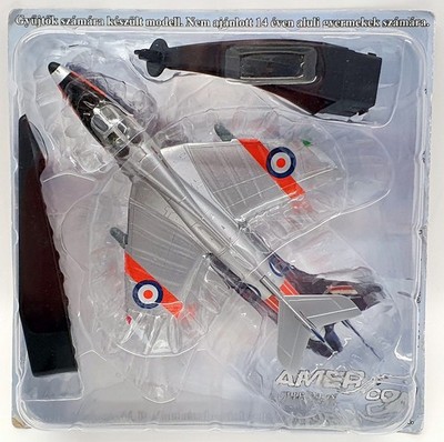 Amercom Maßstab 1:100 AC3103G - 1962 Hawker Hunter T7 #234 Squadron