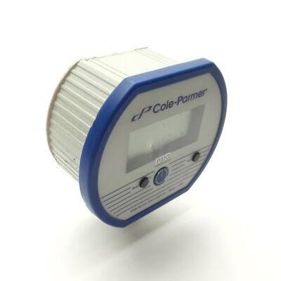 Cole Parmer 68935-18 Battery-Powered Digital Gauge 0-100PSI 1/4''NPT Male 2x AA
