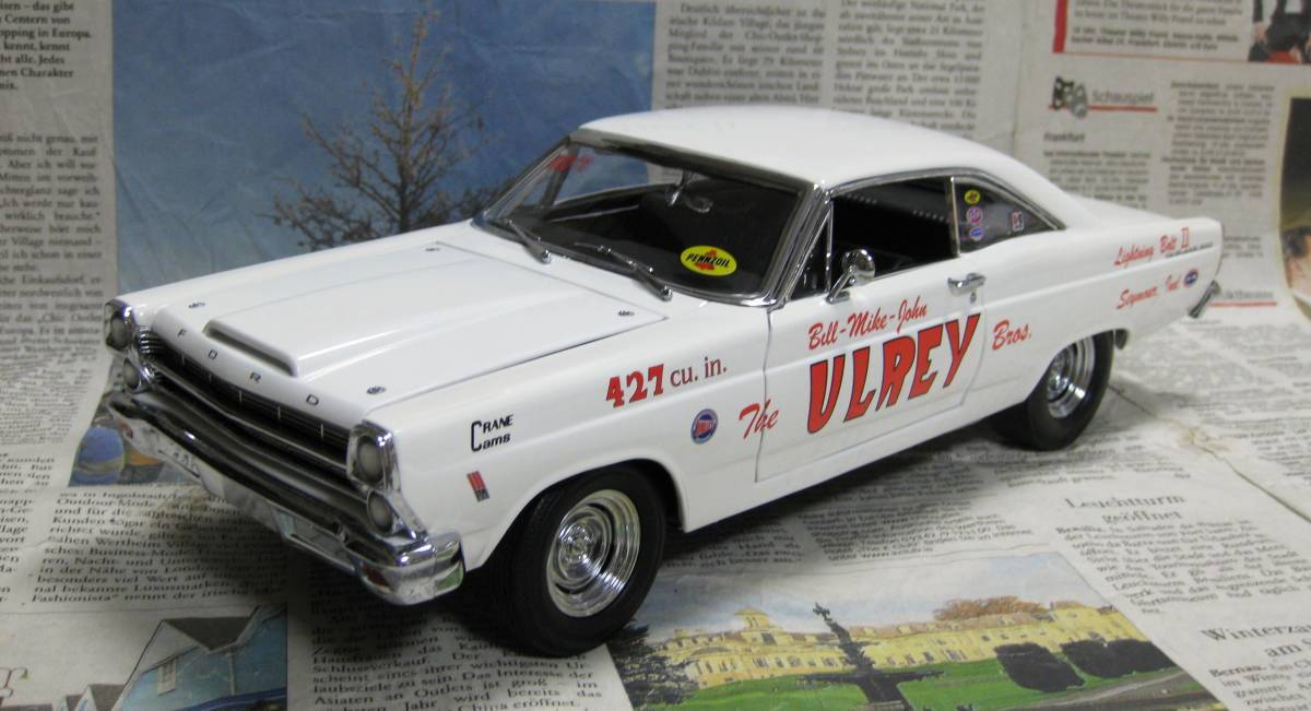GMP 1/18 1967 Ford Fairlane Drag Car Ulrey Brothers White GMP 1/18 1967 Ford Fairlane Drag Car Ulrey Brothers White