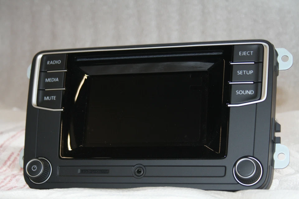 VW Alhambra Tiguan Scirocco Sharan T6 Caddy Radio CD Aux Touch SD 1K8035150J DAB - Bild 3 von 4