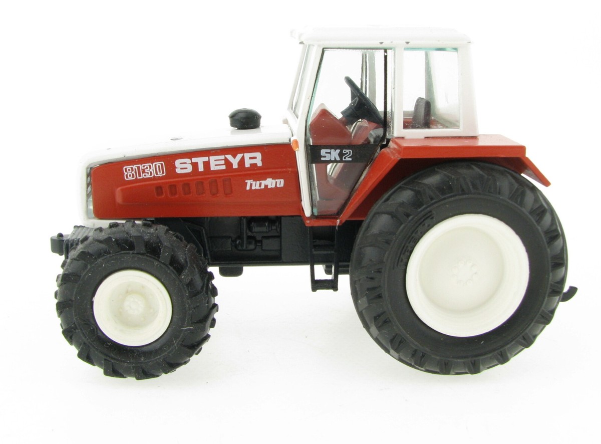 Blechschild Steyr Traktor 8130 Turbo – 30x20 Cm, Hochgeprägt, Mit Kordel, UV-beständig