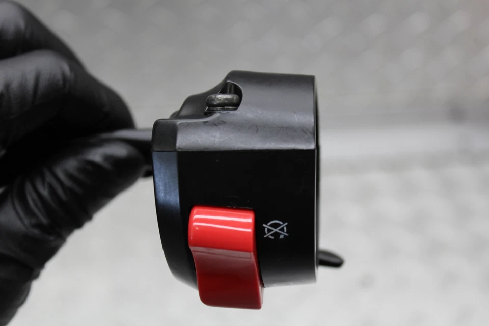 Honda CTX700 2015 clip derecho en mango interruptor de arranque 35130-MJF-A03 Foto 4 de 4